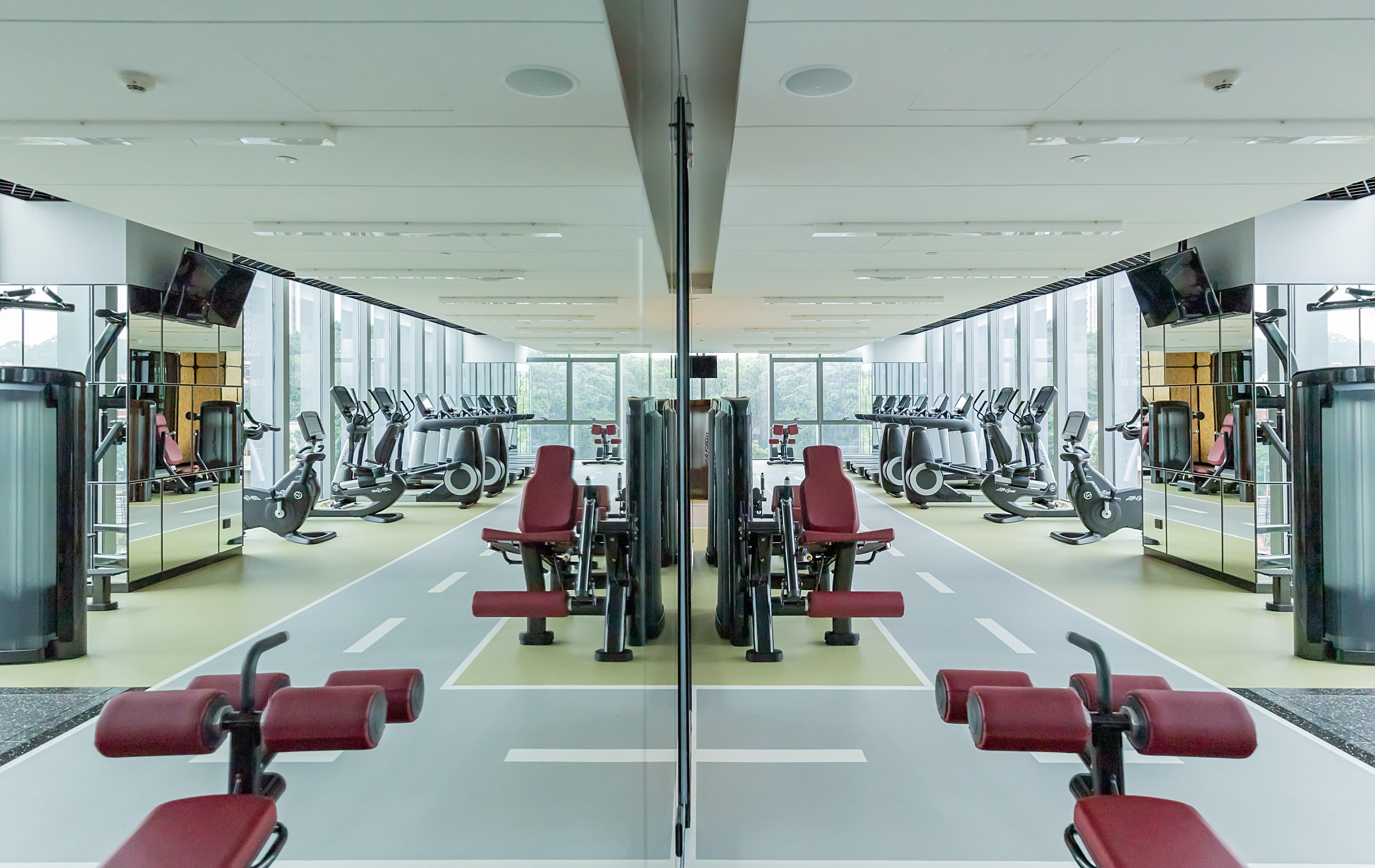 Holiday Inn Guangzhou South Lake Hotel - Ideal For Business & Leisure Екстериор снимка