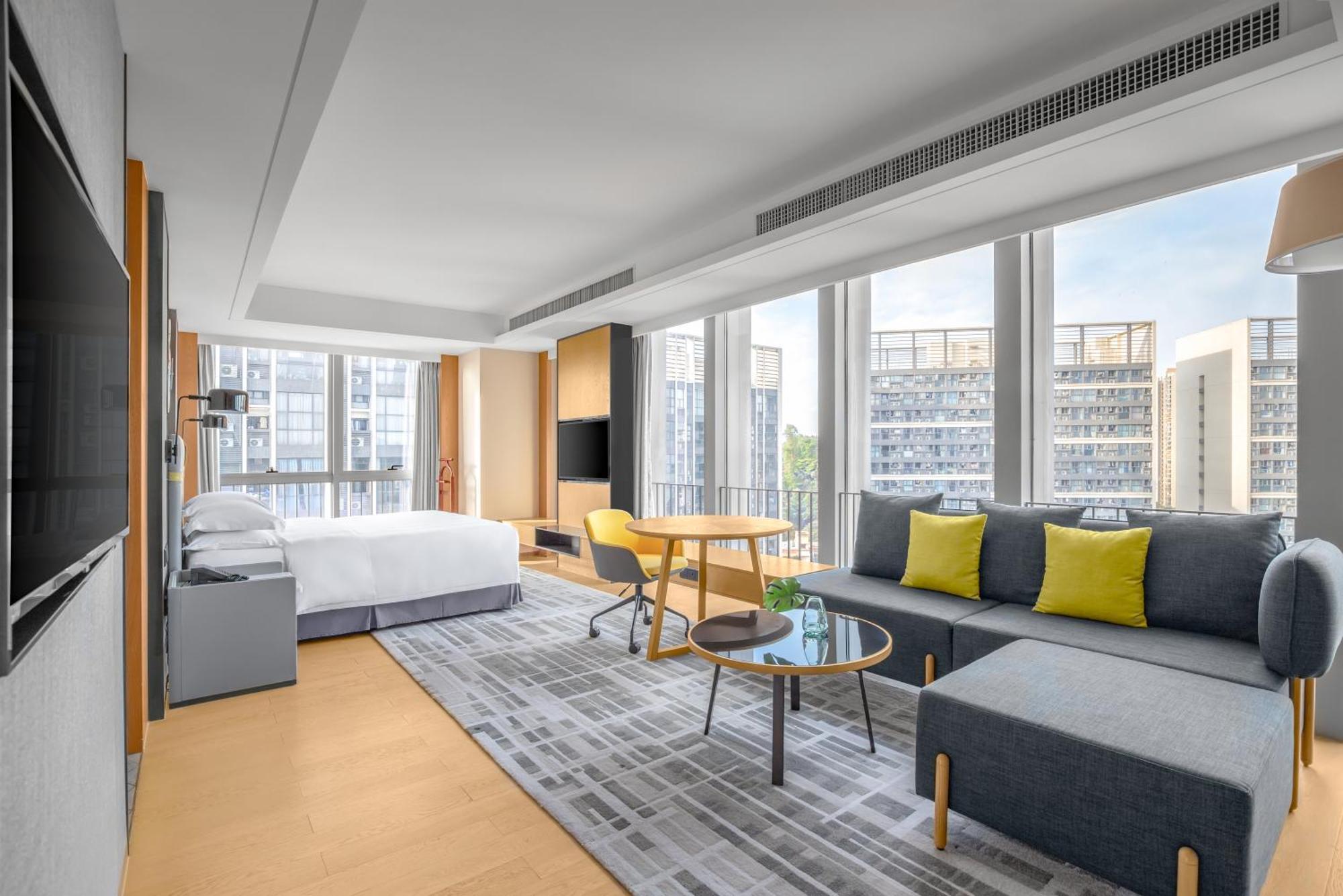 Holiday Inn Guangzhou South Lake Hotel - Ideal For Business & Leisure Екстериор снимка